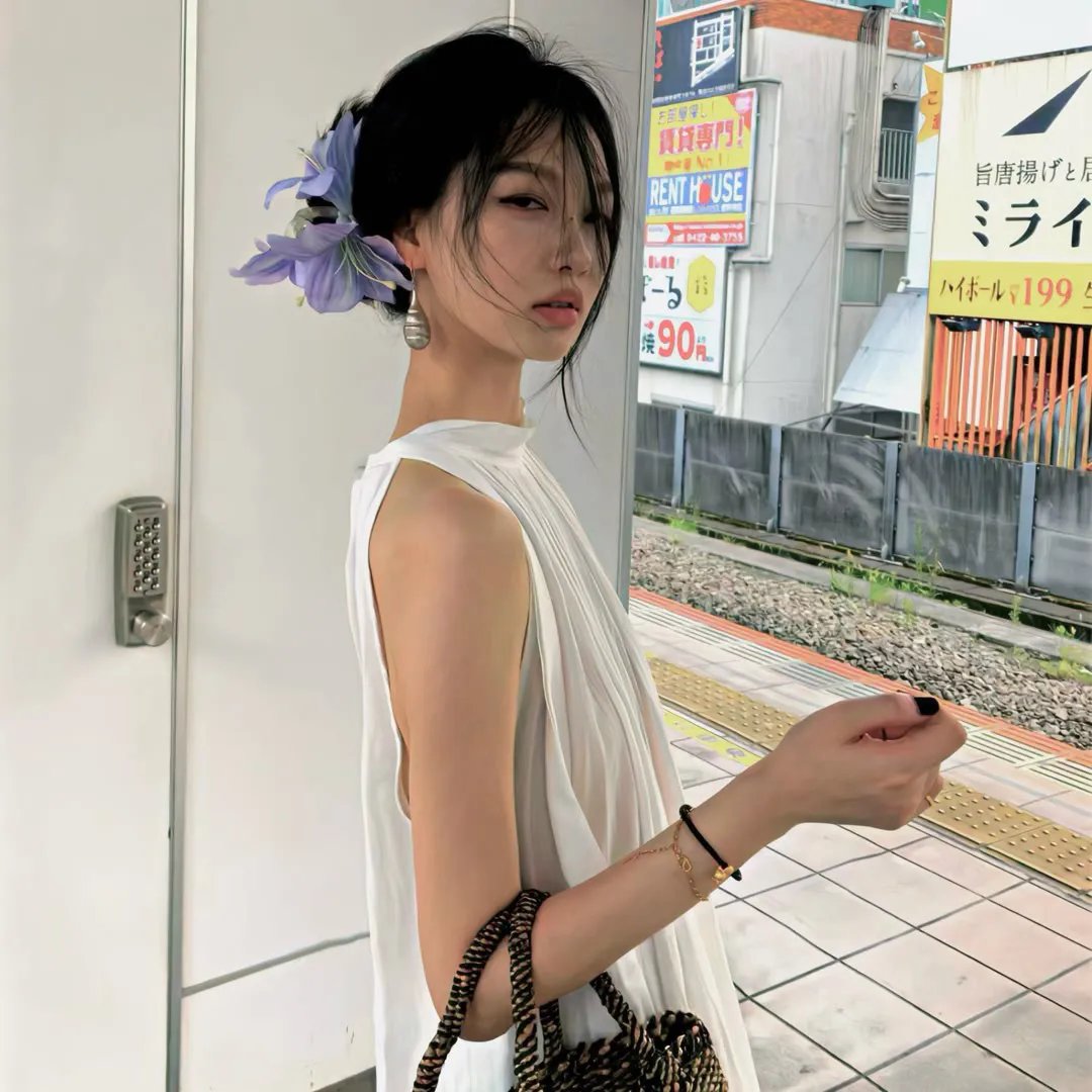 墙里的秘密